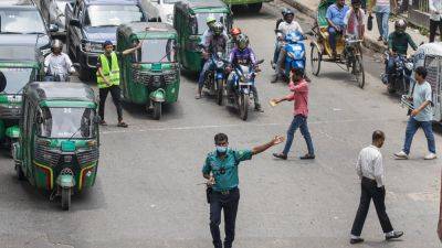 Muhammad Yunus - Bangladesh interim leader Yunus says resignations of officials close to the ousted Hasina are legal - apnews.com - India - Bangladesh - city Dhaka, Bangladesh