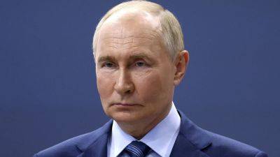 Putin vows 'worthy response' to Ukraine's incursion as 11,000 evacuated in second border region