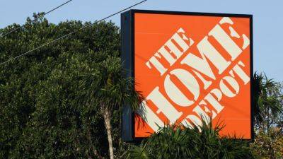 Home Depot expects sales to weaken as consumers grow more cautious