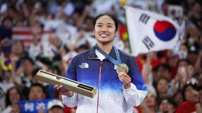 South Korean badminton player wins landmark Olympic gold — then takes shot at country’s governing body