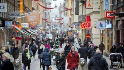 European stocks close lower as market uncertainty lingers; Sweden's Riksbank cuts rates