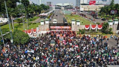 Joko Widodo - Indonesia scraps plan to change election law amid protests - edition.cnn.com - Indonesia - city Jakarta