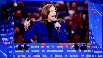 Kamala Harris - Bill Clinton - Josephine Rozzelle - Tim Walz - Kamala Harris to accept Democratic nomination on Day 4 of DNC. Here's who else is speaking - cnbc.com - state Wisconsin - state Pennsylvania - state Massachusets - state Minnesota - county Warren - city Chicago