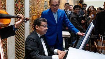 Rahul Gandhi - SCMP - Malaysia’s Anwar wins hearts in India with ‘heartwarming’ Bollywood tribute - scmp.com - Malaysia - India - Soviet Union - city Delhi