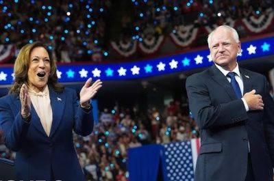 Donald Trump - Joe Biden - Hillary Clinton - Bill Emmott - Kamala Harris - Tim Walz - After joyous Chicago, Kamala faces ten weeks of fire - asiatimes.com - Usa - state Wisconsin - state Pennsylvania - state Michigan - city Chicago