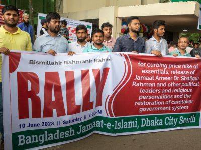 Bangladesh’s interim government lifts ban on Jamaat-e-Islami party - aljazeera.com - India - Bangladesh