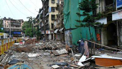 Agence FrancePresse - Mumbai families risk lives in crumbling buildings amidst soaring rents and monsoon threats - scmp.com - India - city Mumbai