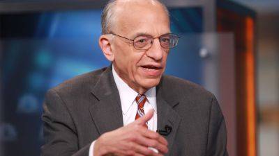 Wharton's Jeremy Siegel says Fed needs to make an emergency rate cut