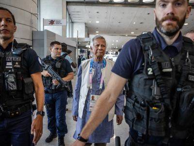 Muhammad Yunus - Nobel laureate Muhammad Yunus heading to Bangladesh - aljazeera.com - France - Bangladesh