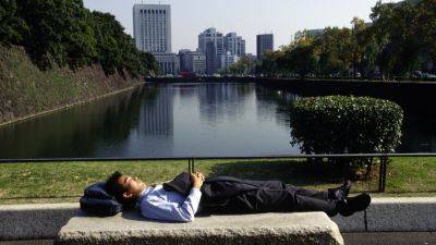 Japan wants its hardworking citizens to try a 4-day workweek - cnbc.com - Japan