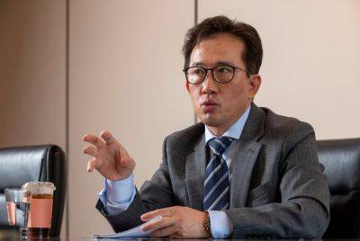 North Korean diplomats abroad most likely VIPs to defect