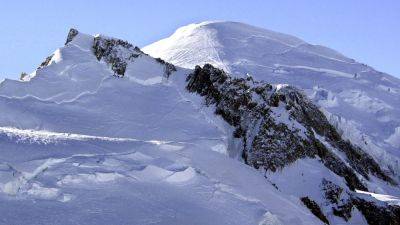 Associated Press - 2 Italian and 2 South Korean climbers are found dead close to Mont Blanc’s summit - apnews.com - France - South Korea - North Korea - Italy