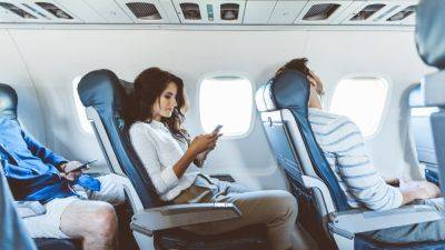 Sonia Heng - 'Economy class syndrome' is a medical issue that can happen on flights — no matter where you sit - cnbc.com - Singapore - city Singapore