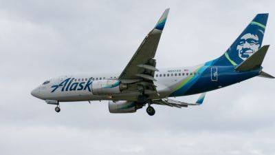 Alaska-Hawaiian merger clears DOT review, but airlines must preserve miles, routes