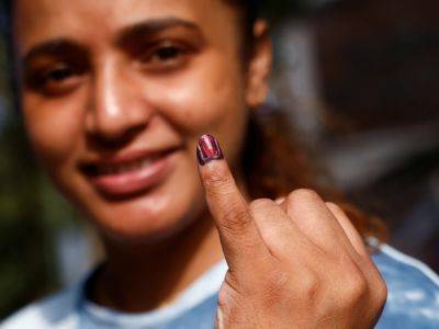 Sajith Premadasa - Sri Lankans - Gotabaya Rajapaksa - Ranil Wickremesinghe - Kumara Dissanayake - Voting under way in first Sri Lanka election since economic collapse - aljazeera.com - Sri Lanka