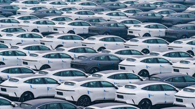 Lee Ying Shan - Gina Raimondo - Pan Gongsheng - China's auto stocks rise unfazed by U.S. proposal to ban Chinese car parts - cnbc.com - China - Russia - Hong Kong - city Beijing - city Hong Kong