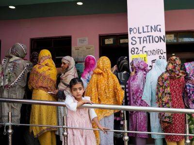 Indian Kashmir votes in regional polls with return of autonomy at forefront - aljazeera.com - India - Pakistan - city New Delhi