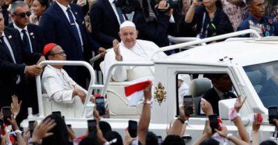 'Like Jesus' presence': Over 80,000 attend Pope's mass in Indonesia